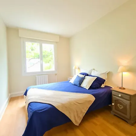Lumineux Proche Et Marche, Centre-ville Accessible A Pied Parking Gratuit Inclus I Sweet Homes Location Royan