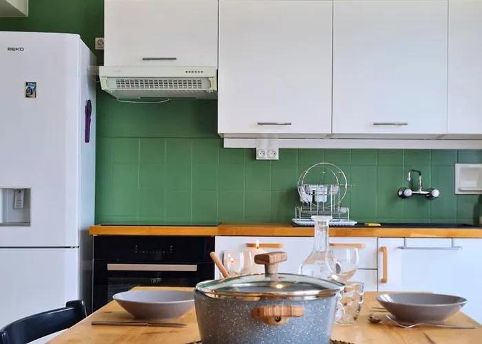 Lumineux Proche Et Marche, Centre-ville Accessible A Pied Parking Gratuit I Sweet Homes Location 로양